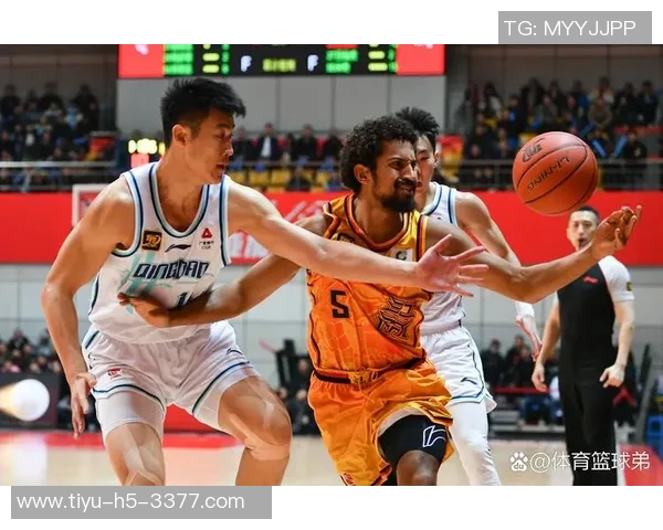 杨瀚森目前状态不佳期待明年四月能顺利进入球队轮换阵容